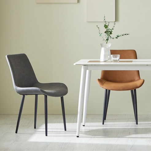 마인 가죽 식탁 의자: 스타일과 편안함의 완벽한 조화