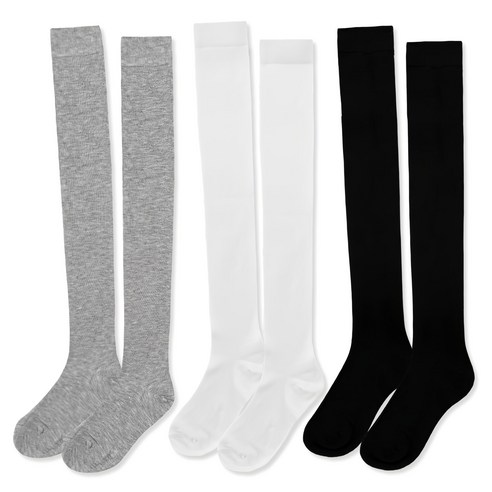 발끝까지 섬세하게, 주니데이 무지 오버니 양말 3개 세트로 스타일을 완성하세요.