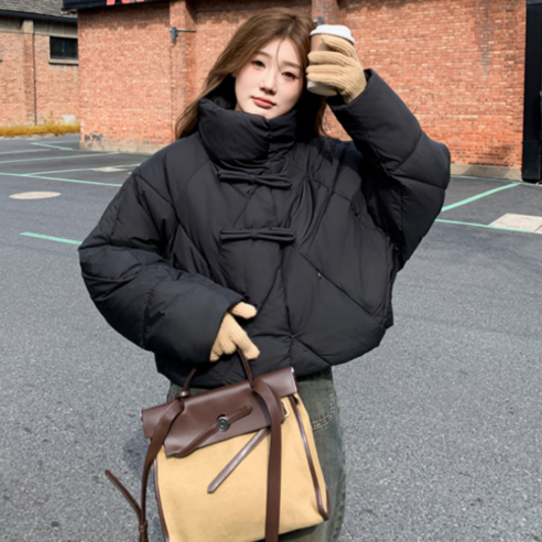 심플릭 하이넥 리본 숏 패딩