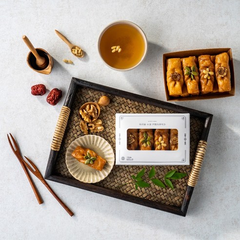 전통적인 한국 과자의 다양한 맛을 한 상자에 담은 제품