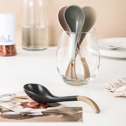 식탁에 예술을 더하는 체리레이 도자기 스푼