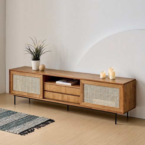 자연과 모던의 조화, 와플 원목 라탄 TV 다이로 완성하는 우리 집 거실 인테리어!