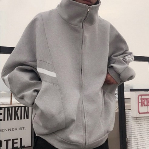 [퀸앤조이] 브이 루즈핏 하이넥 집업