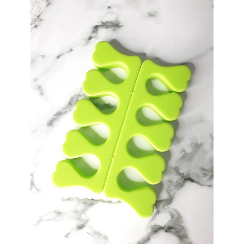 편안함과 아름다움을 동시에 제공하는 페디큐어 필수 아이템