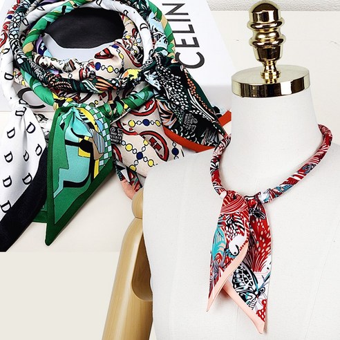 쁘띠 스카프 하나로 옷장 속 평범한 옷을 특별하게!