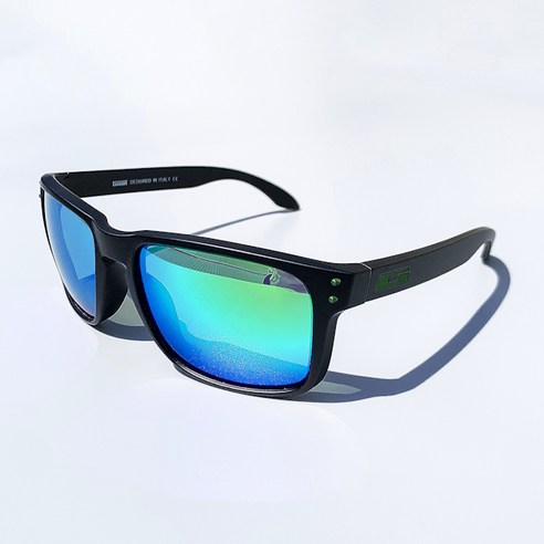 활동적인 라이프스타일에 필수적인 스타일, 보호, 편안함이 모두 갖춰진 편광 스포츠 선글라스