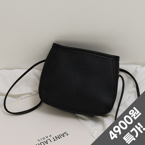 스타일과 실용성을 겸비한 완벽한 데일리 미니백