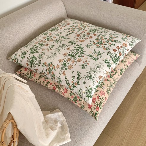 포근함이 깃든 일상, 아미앙스 마가렛 방석으로 완성하는 나만의 안식처