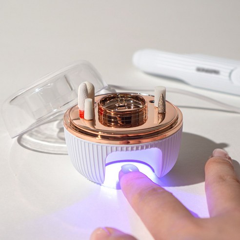 전문가 같은 네일 케어를 집에서