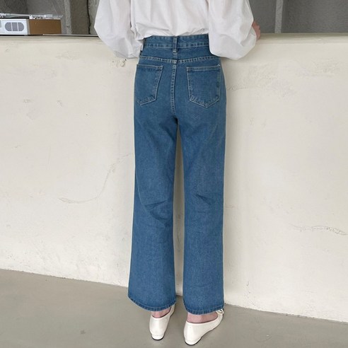 女  時尚  服裝  下裝  長褲  成年女性  成年女性  婦女  女人  淑女