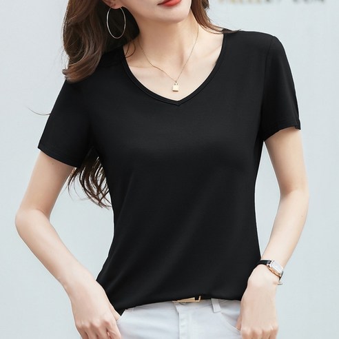 여름철 필수품, 기본 핏과 브이넥 디자인, 합리적인 가격