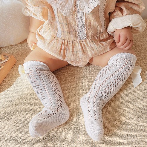 사랑스러운 아기를 위한 특별한 선물, 리본 니삭스