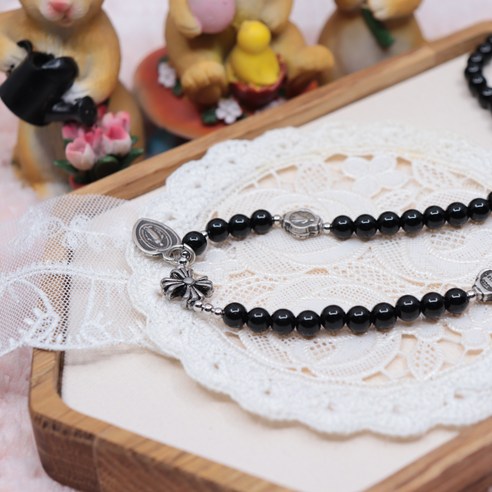 손목 위 작은 기도 공간, 도미니코 검은 오닉스 묵주팔찌