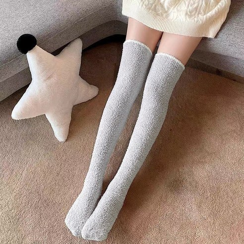 겨울에 발을 따뜻하게 해주는 수족냉증 임산부용 알파카 융털 발열 방한 보온 양털 무압박 두꺼운 기모 긴 롱 부츠 니삭스