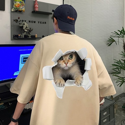 고양이 프린팅이 매력적인 편안한 여름 티셔츠
