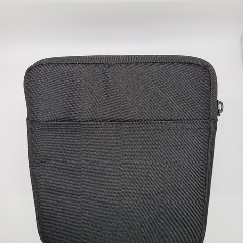 어미닛데이 오닉스 포크6 파우치: 당신의 독서를 스타일리시하게 보호하세요.