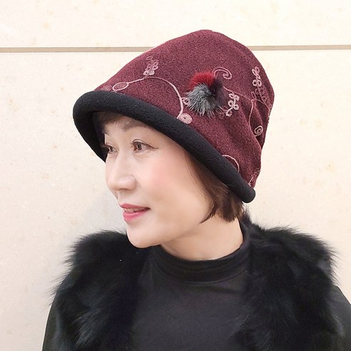 도톰자수 비니 두건 중년여성 겨울 방한모 반다나 여자 모자
