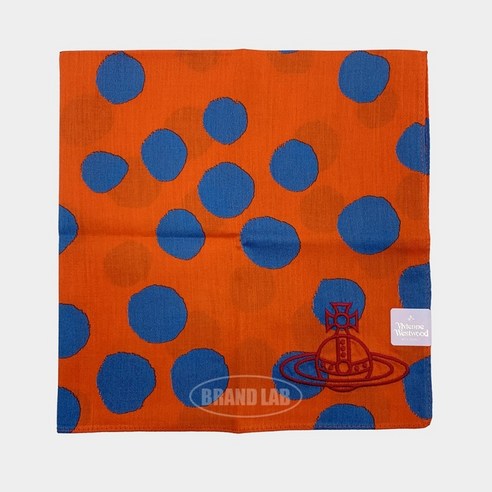 당신의 스타일을 완성하는 특별한 선물, 비비안 웨스트우드 손수건 스카프