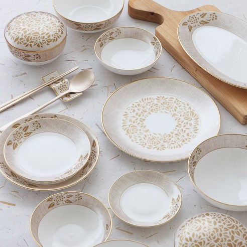 한국도자기 궁 예단반상기 세트로 완성하는 아름다운 전통