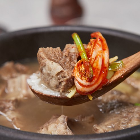 칼퇴근 후 10분 만에 완성하는 든든한 갈비탕