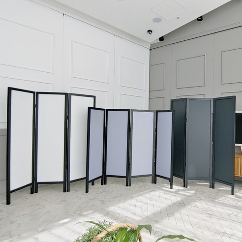 아쿠월 접이식 파티션으로 좁은 공간을 효율적으로 분리하고 삶의 질을 높여보세요!