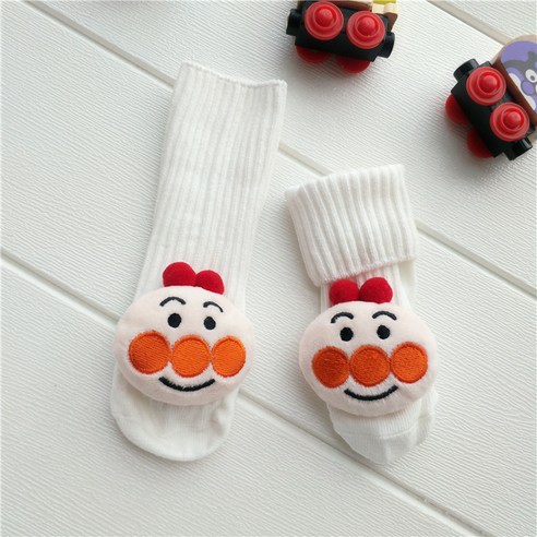 아장아장 귀여움 한도 초과! 아기 날아라 호빵 양말로 사랑스러운 아기 패션을 완성하세요.