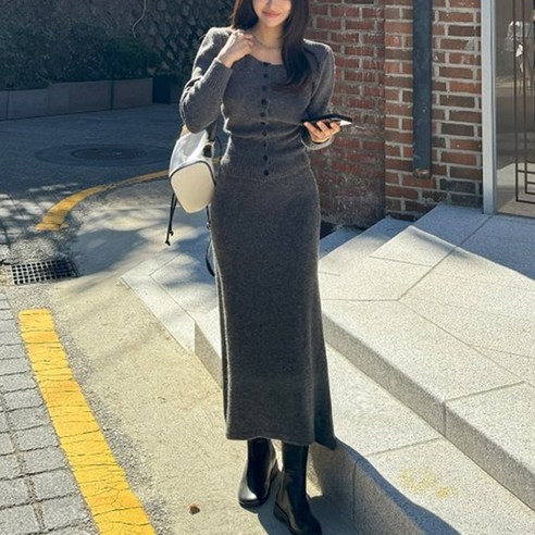 떳다그녀 마이델 스퀘어넥 버튼카디건 롱치마 투피스 니트셋업 가디건 롱스커트 세트 의류