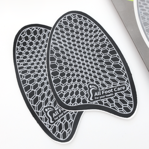 미끄럼 걱정 없이 편안하게! 올풋케어 깔창으로 걷는 즐거움을 되찾으세요.