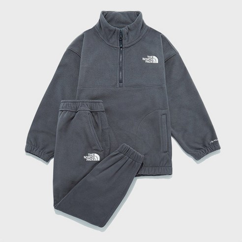 따뜻함과 스타일을 모두 갖춘 겨울철 아이템