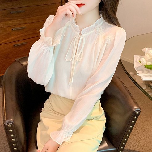 패션 우아한 일상룩 리본 블라우스 심플한