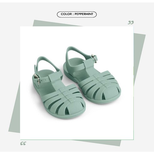 리우드 브리 샌들: 여름철 편안함과 스타일의 완벽한 조화