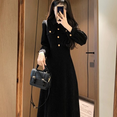 우아함과 편안함이 조화를 이루는 연회 하객룩 롱원피스