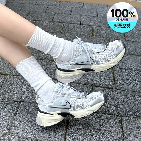 나이키 런 V2K 운동화 V2K런 남여공용 런닝화 +나이키양말+온더런키링 사은품2개 증정 (국내매장판)