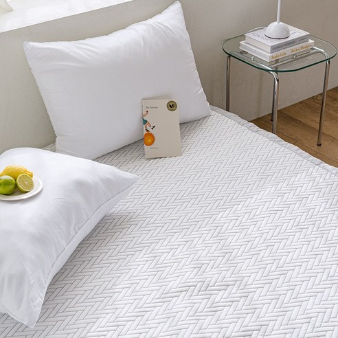 시원한 여름밤을 위한 쿨매트 고정밴딩 침대패드