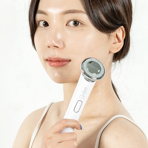 편리한 사용성과 뛰어난 성능을 갖춘 피부 관리 기기로 많은 사람들에게 사랑받고 있습니다.