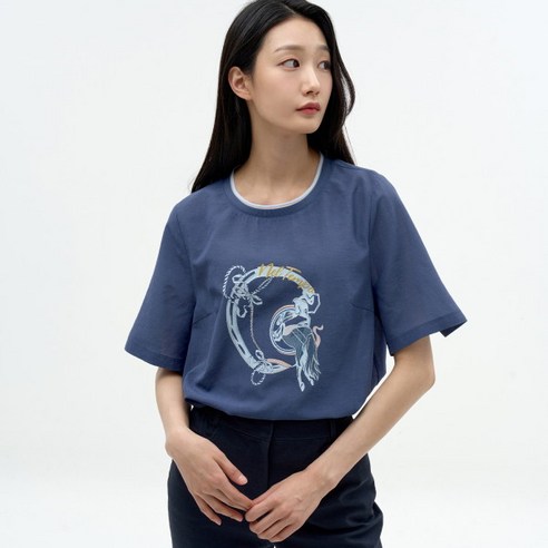 지센 위비스 프린트 자수 라운드 블라우스 LFWSN505_BL 지센바지 지센 위비스 프린트 자수 라운드 블라우스 LFWSN505_BL 지센바지