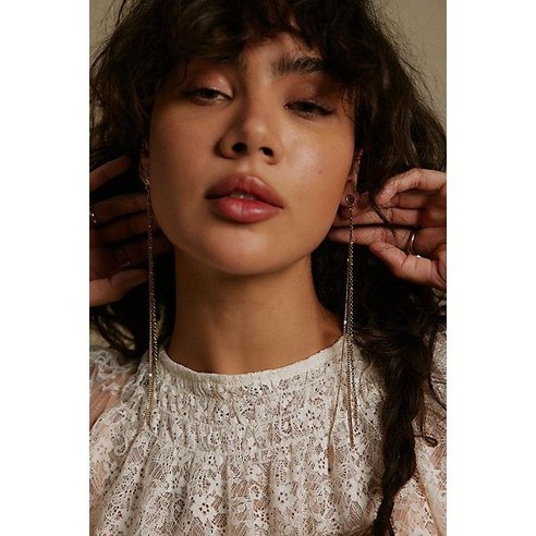 Emery Metal Dangle Earrings - 주얼리 | 쿠팡