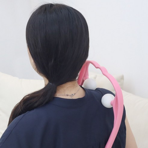 뭉친 어깨, 저렴하고 효과적인 히든템 골프공 마사지기로 시원하게!