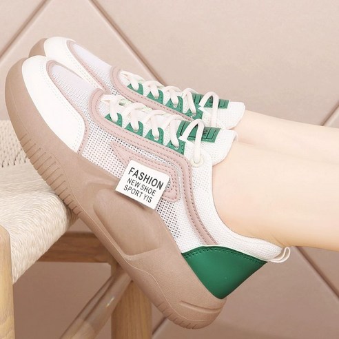 가벼운 발걸음으로 되찾는 발 건강, 슈올즈 기능성 운동화