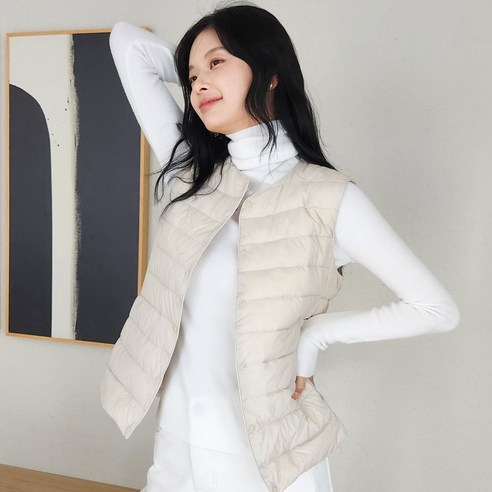 오리털 100 경량 패딩 조끼 라운드넥 V넥 덕다운 베스트 [슈아]는 여성용 슬림핏 아우터