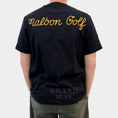 필드 위 스타일, 말본 골프 티셔츠로 완성하세요!