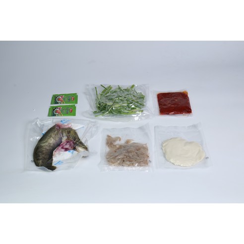 캠핑의 밤, 따뜻한 추억을 끓여내다: 능곡송천 메기매운탕 밀키트