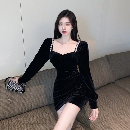 빅 사이즈 뚱뚱 MM 벨벳 원피스 여 추동명원 터들넥 큐빅 미니 블랙 스커트 슬림 힙스터