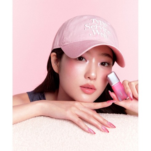 쨍한 컬러, 쿨한 감성! 오드타입 틴트 모자로 완성하는 나만의 스타일 타입서비스모자