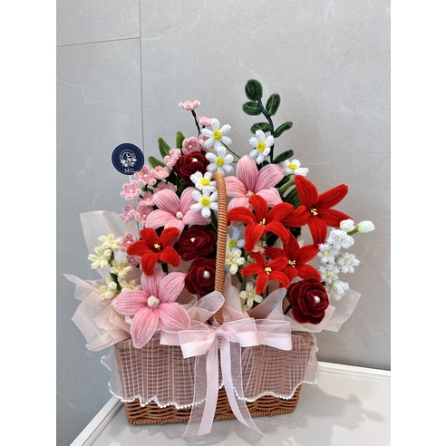 섬세한 수공예품으로 사랑과 감사를 표현하는 모루문 모루꽃 바구니