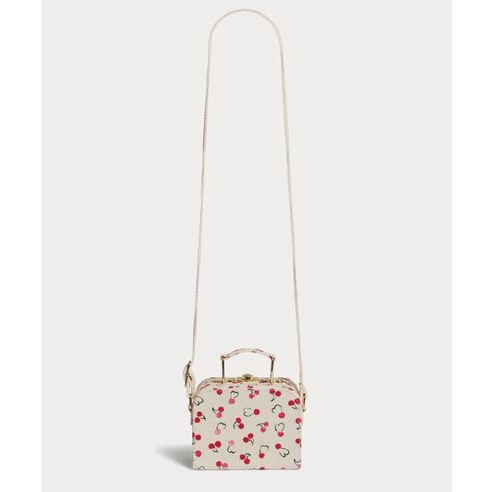 봉쁘앙의 감성과 품격을 담은 사랑스러운 아이만 크로스백