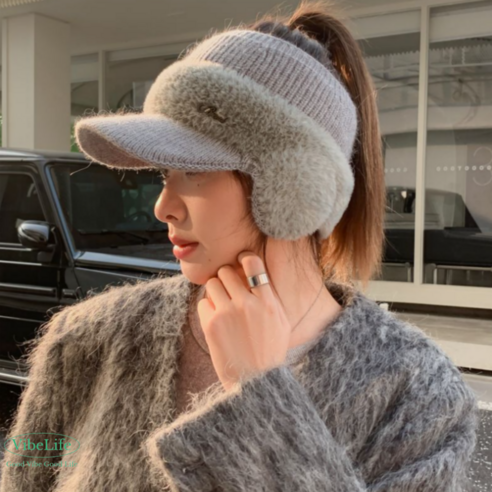 바이브라이프 겨울골프모자 여성 귀달이 귀마개 니트