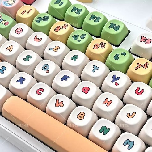 사무실을 화사하게 꾸미는 귀여운 선택