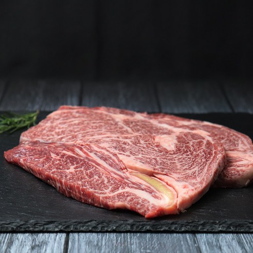 마장동 명성의 1++ 한우, 고기 파는 삼촌에서 만나보세요