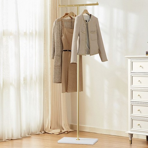 뷔이위이 스탠드 옷걸이, 튼튼하고 세련된 인테리어 필수 아이템